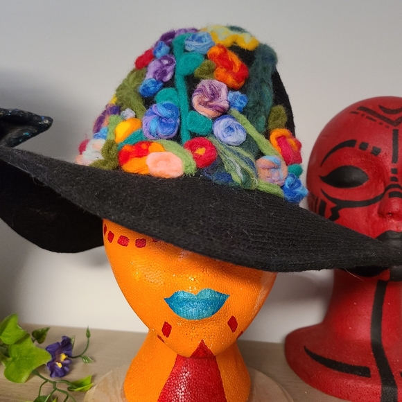 Meet your Posher, Avey - Picture 5 of 8